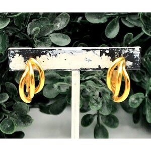 Vintage Napier Gold-Tone Screw Back Clip-On Earrings With Double Twist Knot Desi